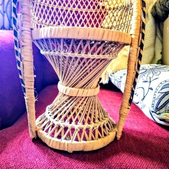 Wicker Planter or Doll Chair - Light Tan - 16" Tall - Picture 2 of 6